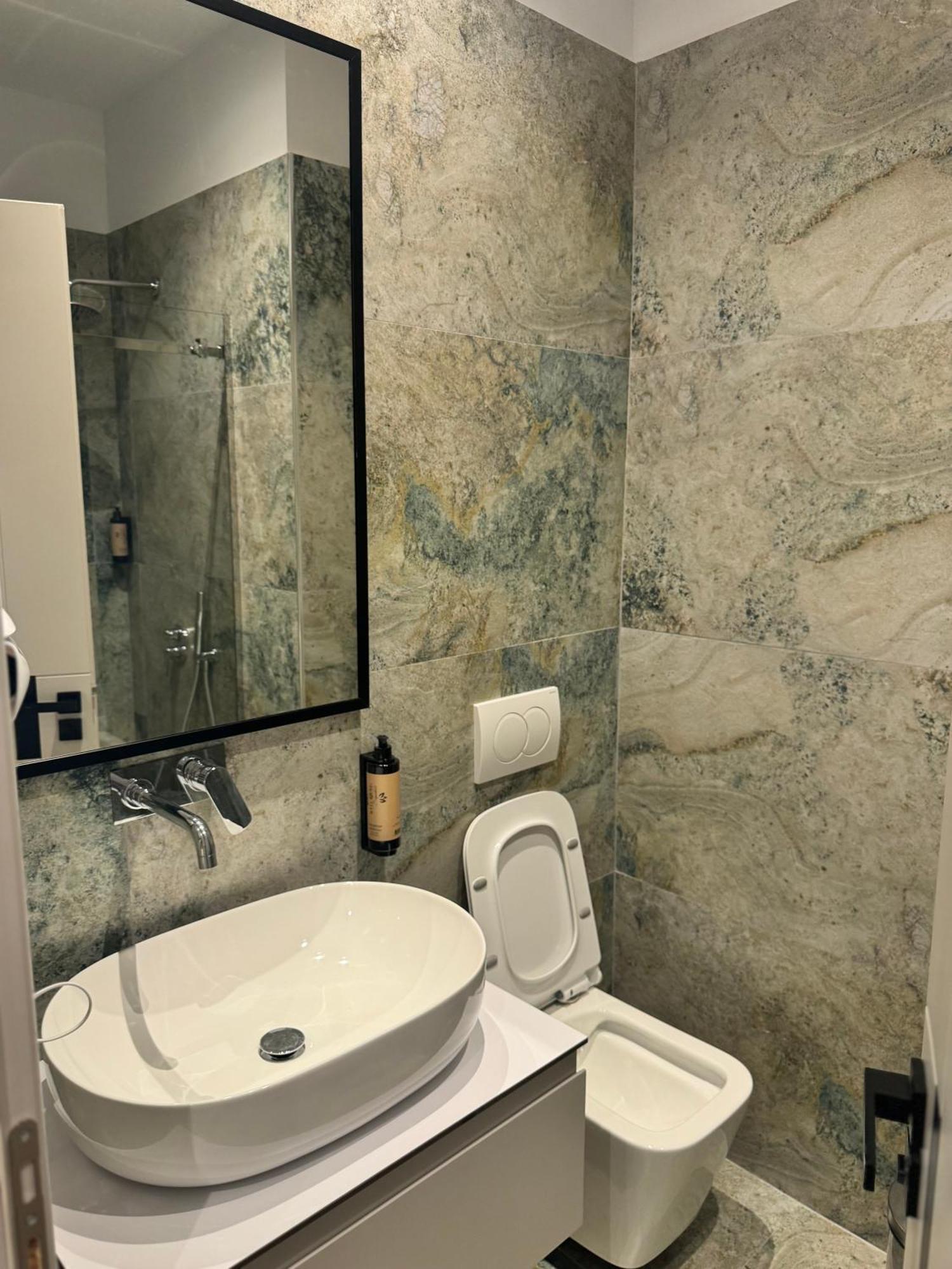 Apartamento Izi Boutique Tirana Exterior foto