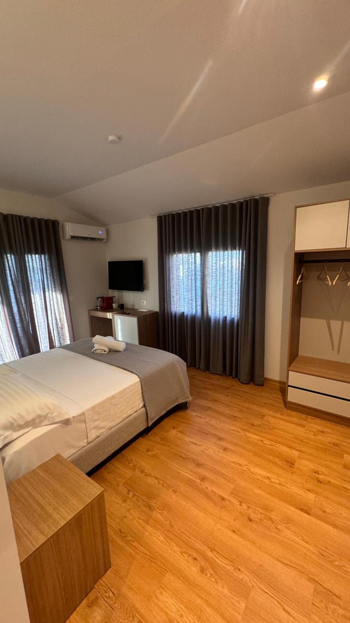 Apartamento Izi Boutique Tirana Exterior foto